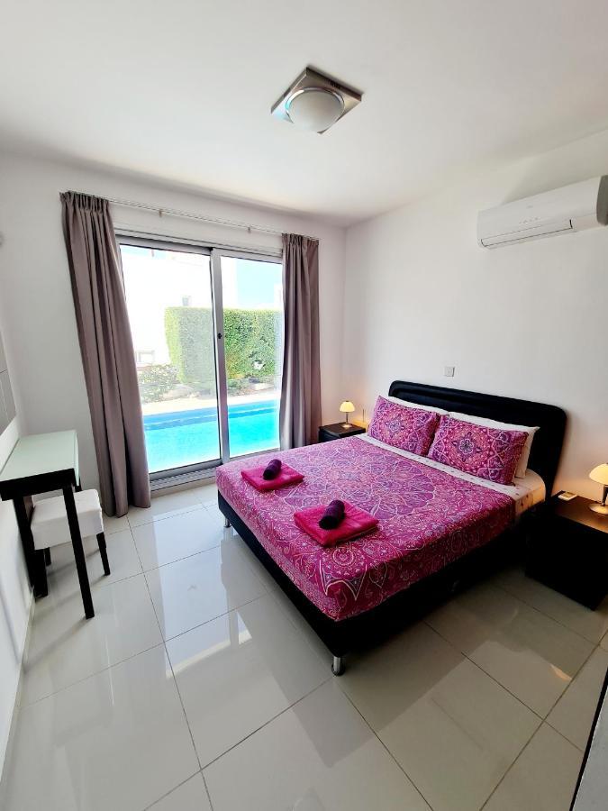 Modern Villa, 4 Bedrooms, Private Pool, Close To Coral Bay Strip Pegeia Eksteriør billede